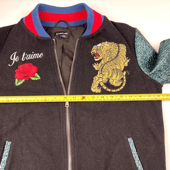 Bebe Y2K Tiger Snake Felted Bomber Embroidered Jacket Women’s size M Black Multi - Picture 10 of 13